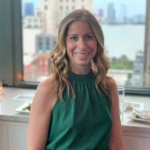 Meet your Posher, Lauren